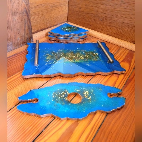 Blue gold custom resin tray coaster and wine glass holder set bundle - Picture 1 of 11